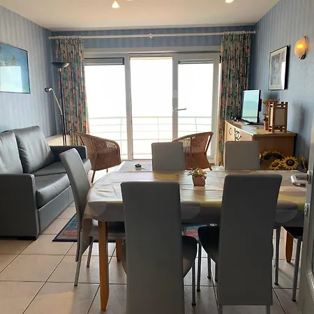 Zeezicht Iii - Modern Seaview With Swimmingpool T42 Appartement Ostende